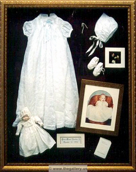 Christening gown shadowbox






The Gallery at Brookwood
www.thegallery.us
770-941-3394
Your Custom Framing Expert
Picture Framing Examples
Custom Framing Examples
Shadowbox Examples
christening_gown_shadow_box_with_photos